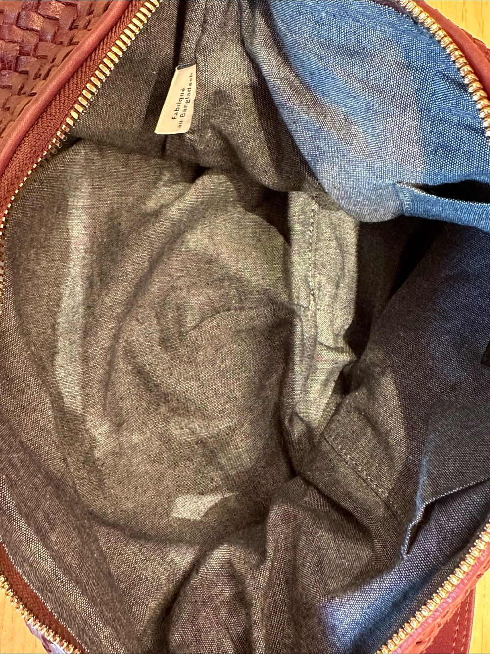 Clare V. Cassis Moyen Messenger - Picture 5 of 5